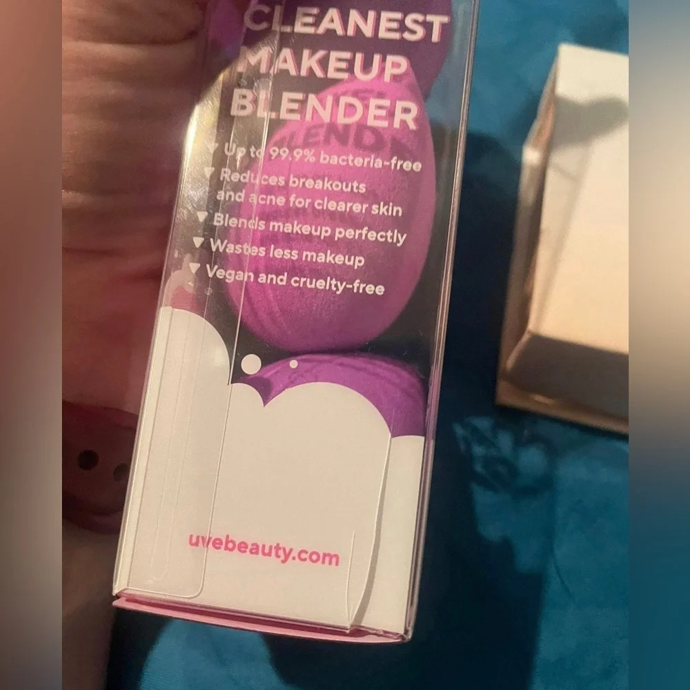 Skincare bundle NEW rose quartz roller & makeup blender trio